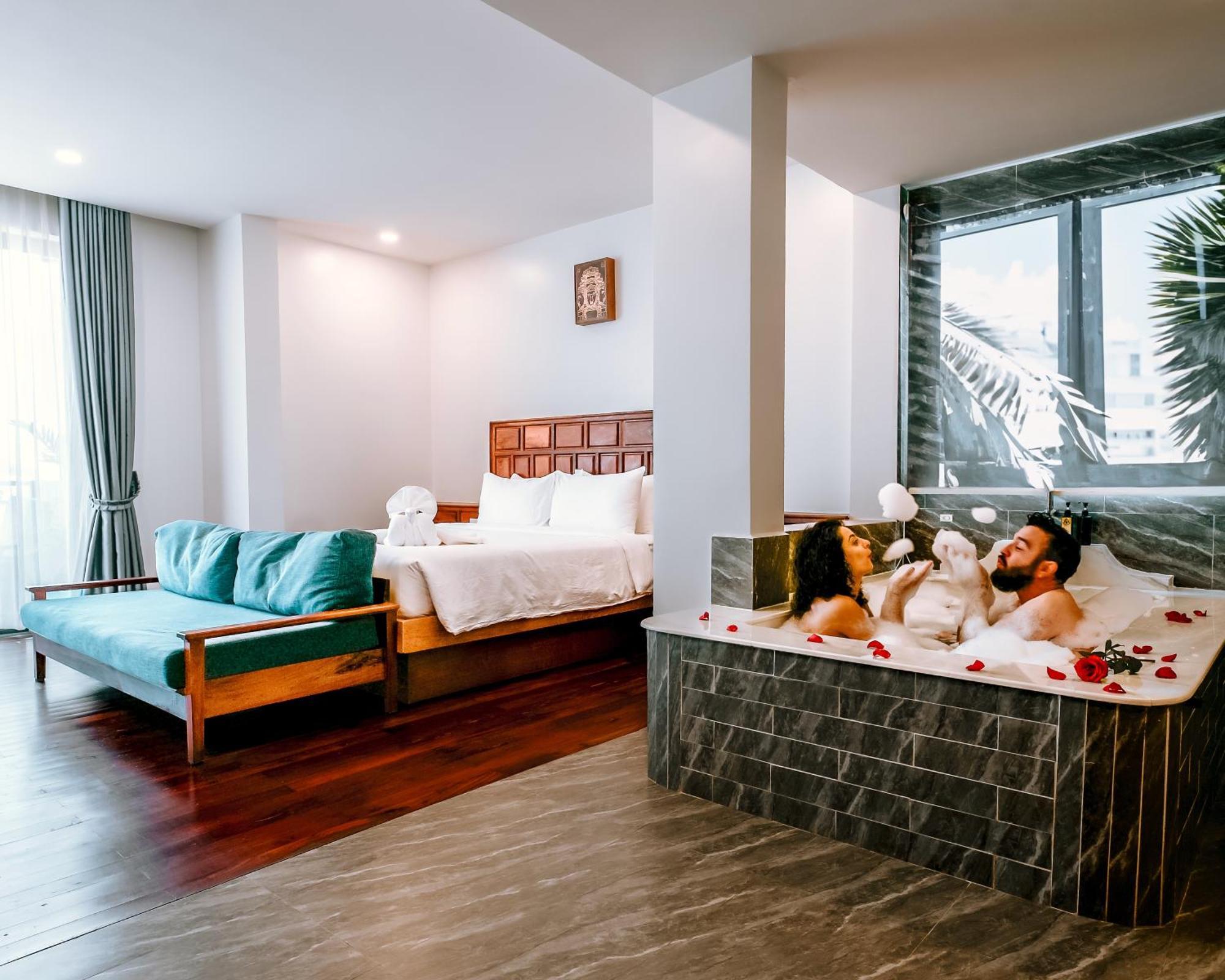 Two Seasons Siem Reap Hotel Экстерьер фото